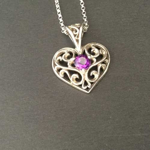 Filigree Heart Pendant w/ Round Amethyst